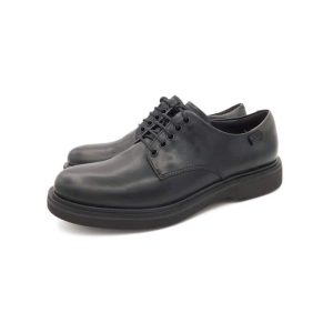 Camper bassa lacci liscia