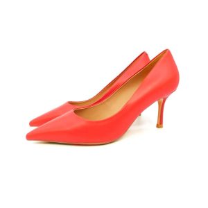 Chiconic by Uma Parker décolleté