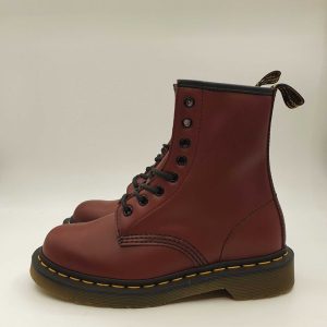Dr. Martens anfibio bordeaux