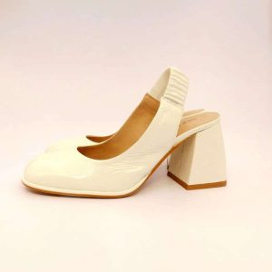 Laura Bellariva chanel vernice