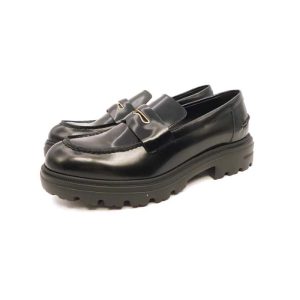 Uma Parker mocassino nero accessorio